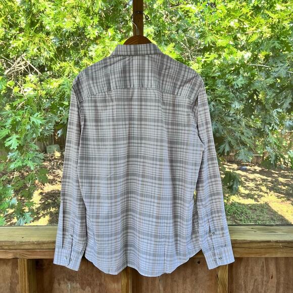 Calvin Klein Men's Khaki And Grey Button Down Shirt Size 16 1/2. NEW - Picture 2 of 11